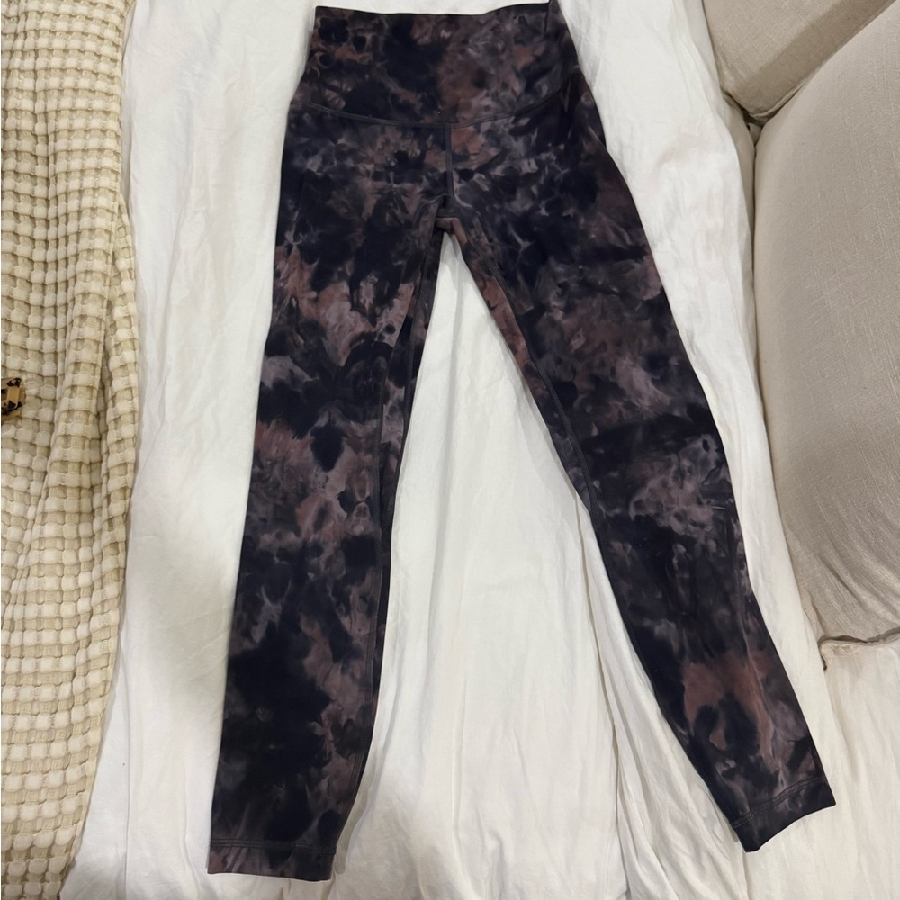 Chic Tie-Dye Leggings